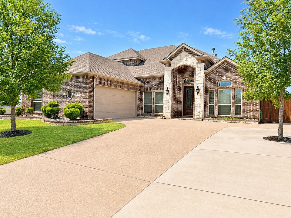 1st image of 1410 Nighthawk Ln