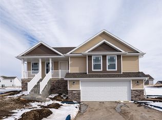 117 Saint Mary S, Stuart, IA 50250