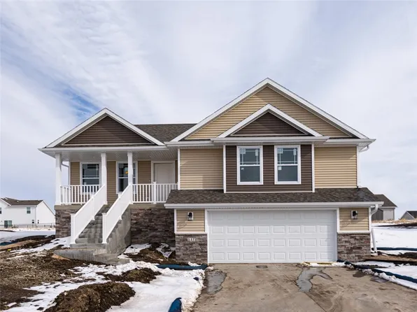 117 Saint Mary S, Stuart, IA 50250