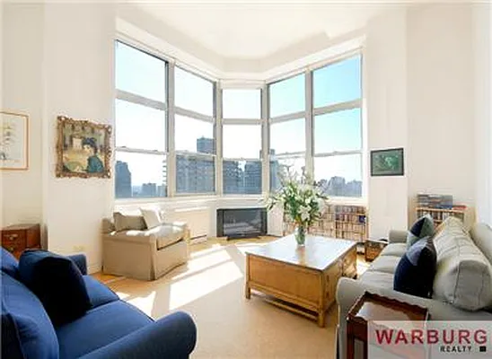 Sold by Warburg | media 29