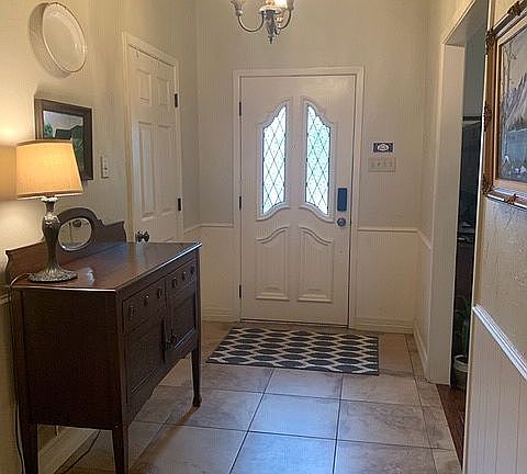 4th image of 1550 Creek Bend Ct