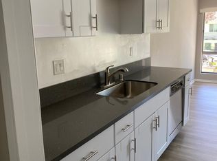 4304 Babcock Ave #102, Studio City, CA 91604