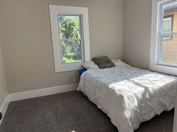 5th image of 6949 Cambridge Ave #B
