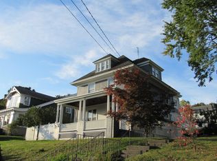 153 Green St, Hudson, NY 12534