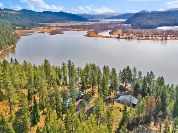 1695 E Round Lake Rd, Saint Maries, ID 83861