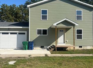 10 S McCormick St, Hamlet, IN 46532