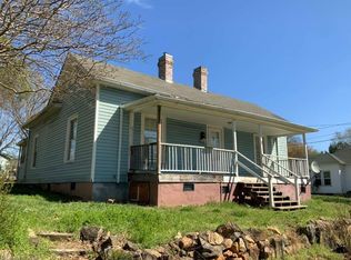 845 E Devonshire St, Winston Salem, NC 27107