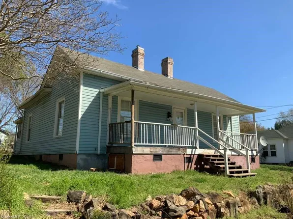 845 E Devonshire St, Winston Salem, NC 27107