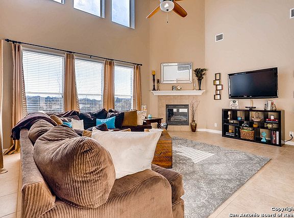 3rd image of 24042 Waterhole Ln