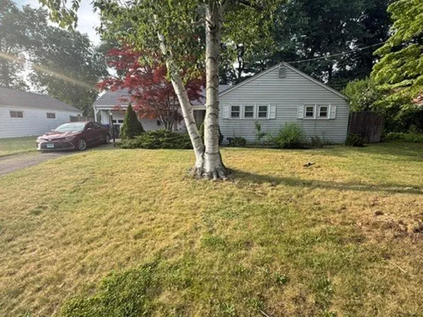 104 Sunset Road, Newington, CT 06111