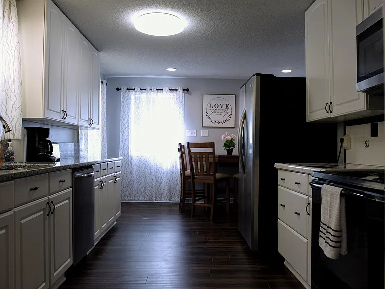 9207 W 50th Ter — Photo 20