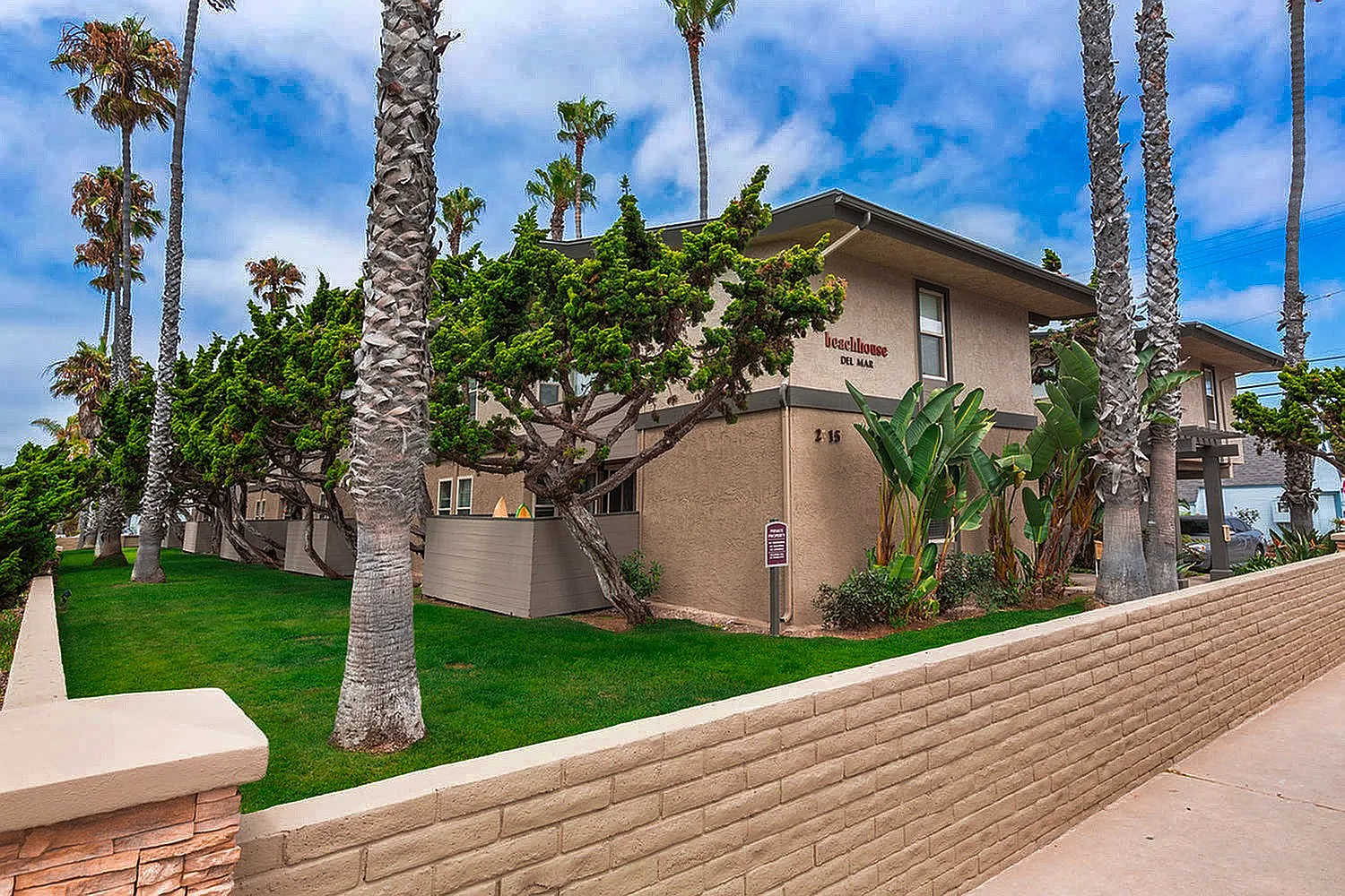 Elan Beachhouse Del Mar — Photo 1