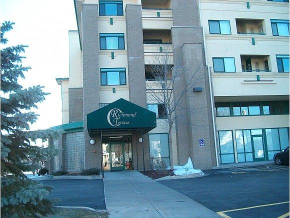 1st image of 400 N Richmond St