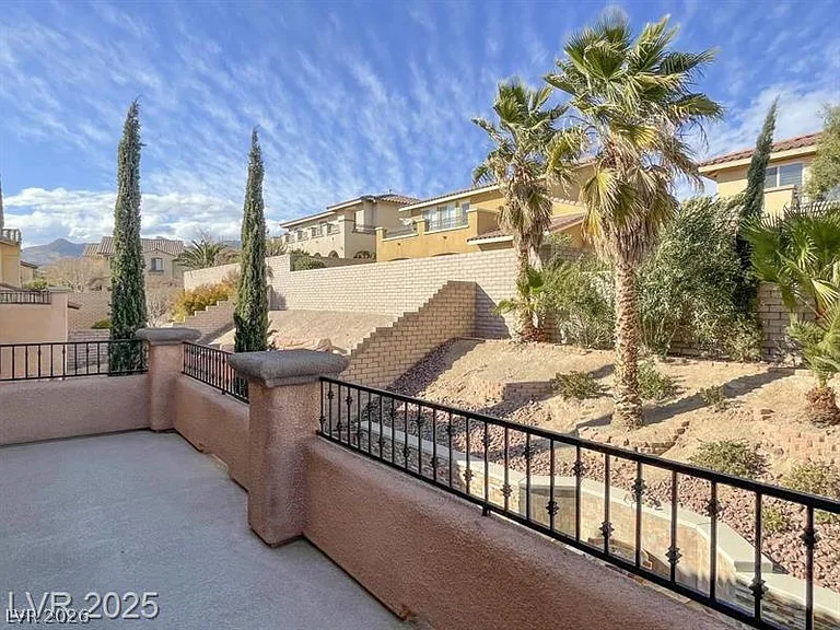 12048 La Palmera Ave — Photo 32