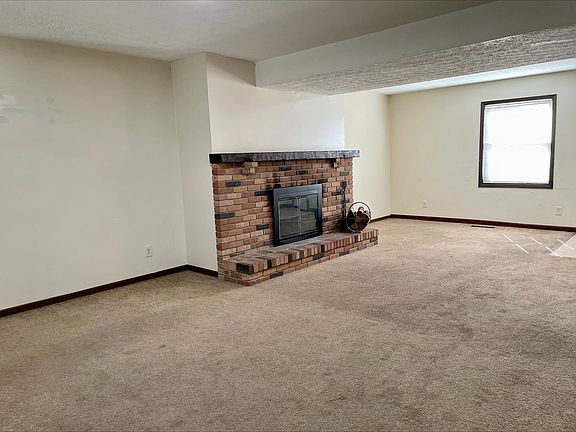 2nd image of 114 Flowerdale Dr