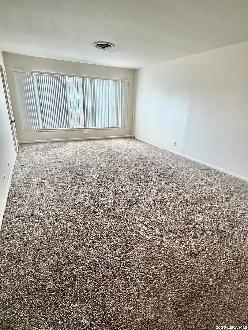 2 bed, 2.0 bath, 1650 sqft, $1,600 — Photo 4