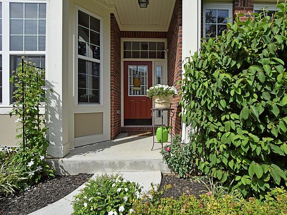 4th image of 344 Turtle Creek Dr