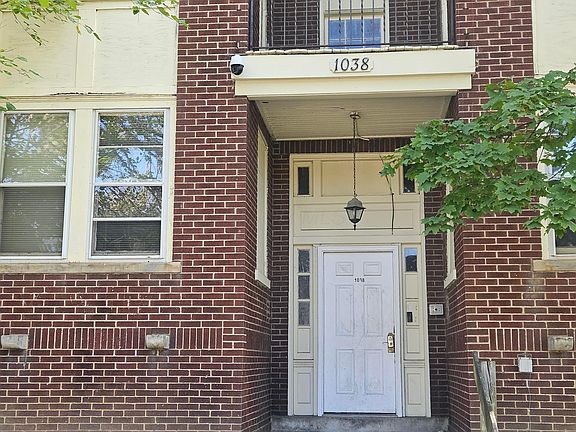 2nd image of 1038 Lockbourne Rd