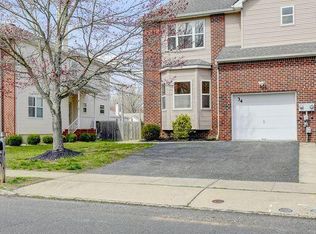 34 Sanford St, Manalapan, NJ