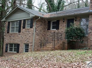 105 Saint James Ct, Athens, GA 30606