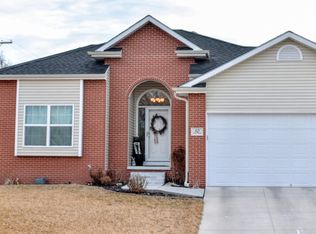 10 Vince Dr, Bennet, NE 68317