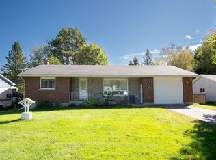 31 Queen St, Sundridge, ON P0A1Z0