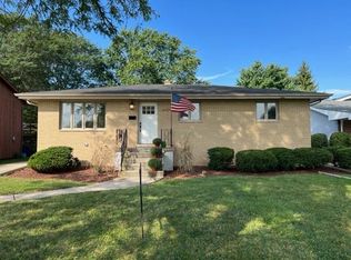 8150 Beech Ave, Munster, IN 46321