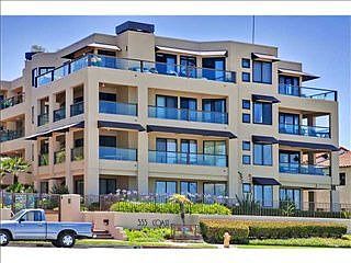 2nd image of 333 Coast Blvd Unit 4