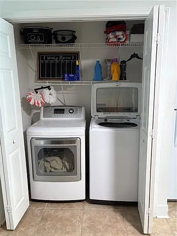 700 Lakeview Ln — Photo 22