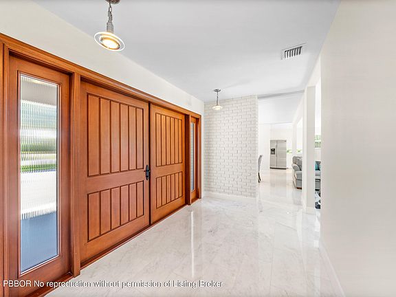 3rd image of 2259 Ibis Isle Rd E #E