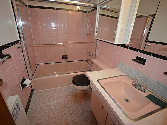 5th image of 30-75 38th St #33R