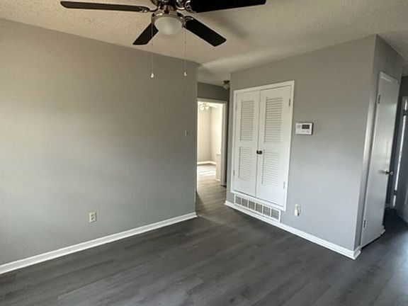 5th image of 2818 S 39th St