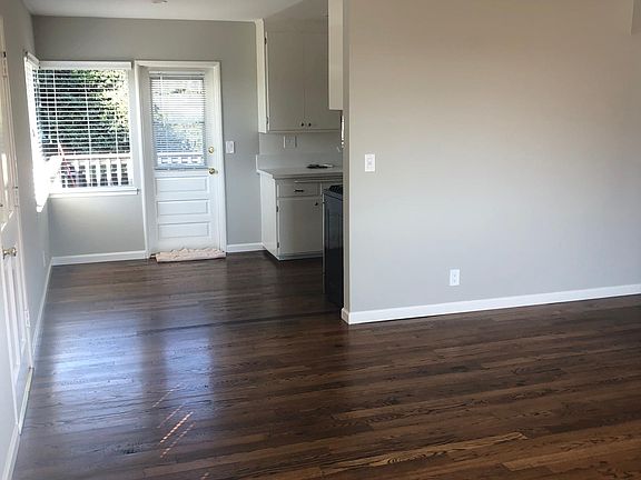 5th image of 529 E Micheltorena St
