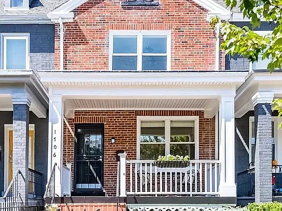 1706 D St NE — Photo 5