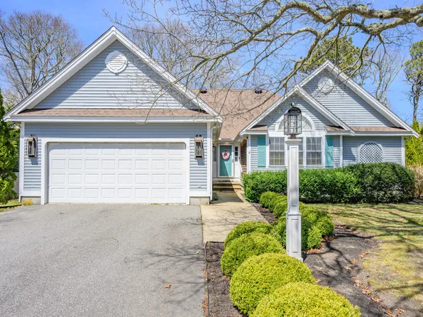 8 Marlboro Road, Brewster, MA 02631