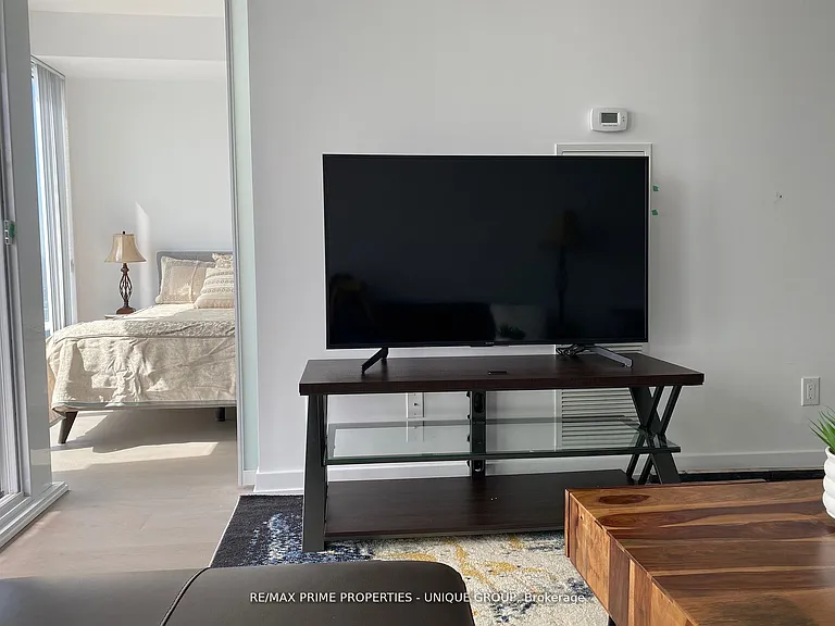 488 University Ave #3115 — Photo 10