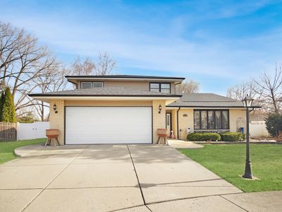 8430 Loveland Ln, Palos Hills, IL, 60465
