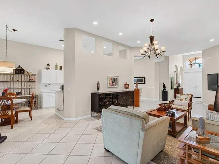 15845 Vivanco St — Photo 10