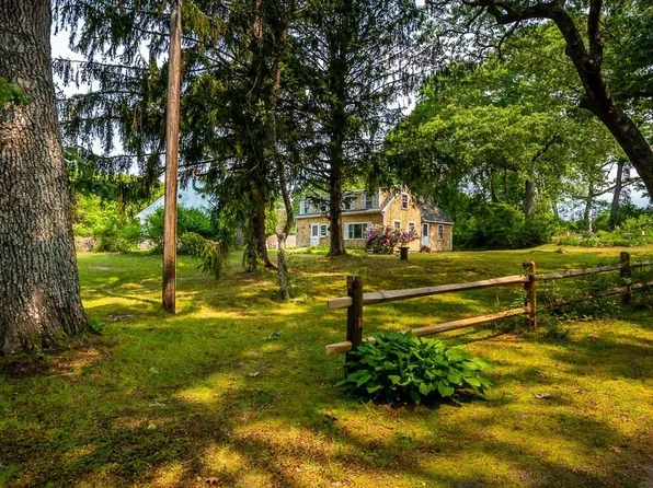 200 Great Neck Rd, Wareham, MA 02571