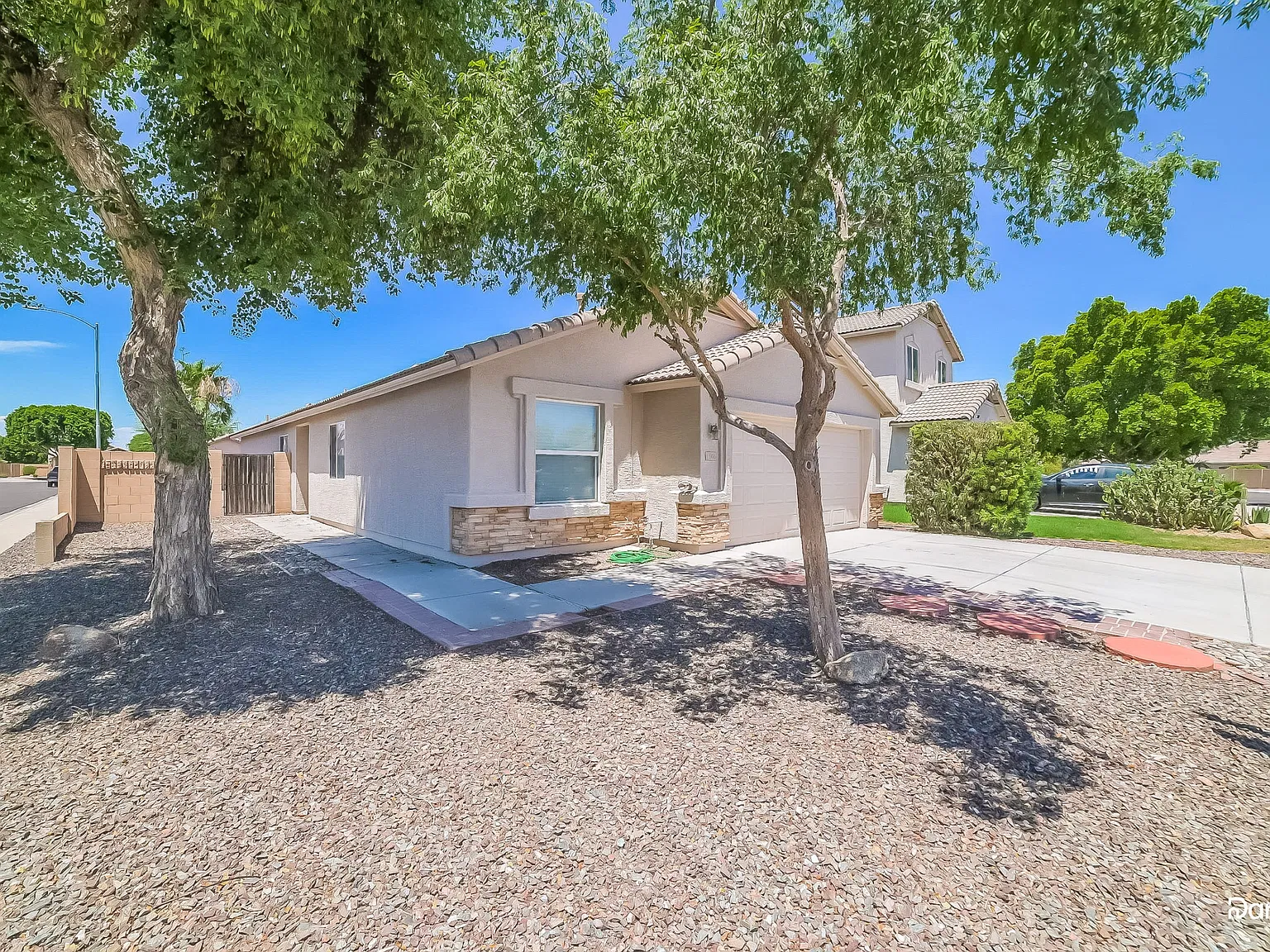 3 bed, 2.0 bath, 1528 sqft, $2,250 — Photo 1