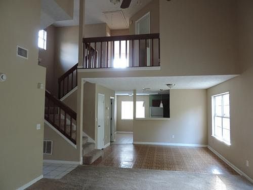 2nd image of 2069 Corners Cir