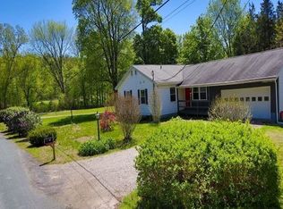 1704 Hillcrest Ave, Castleton, NY 12033