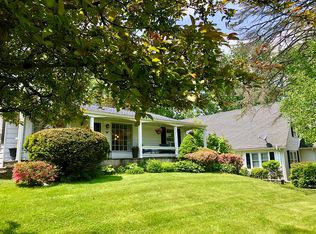 106 Laurel Ln, Clarks Summit, PA 18411