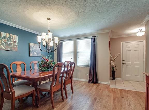 3rd image of 3524 Clydesdale Dr