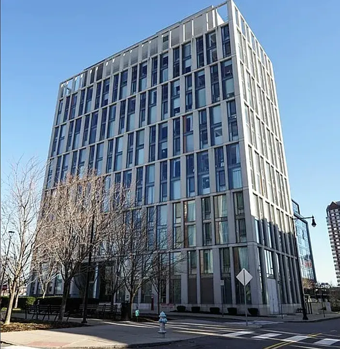 2 Earhart St #409