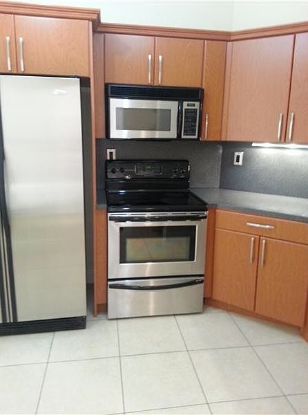 1st image of 13050 SW 88th Ter N #106