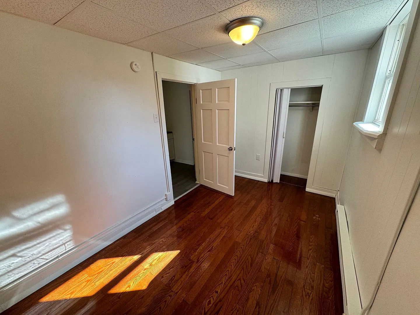 31 -33 N Penn St — Photo 4