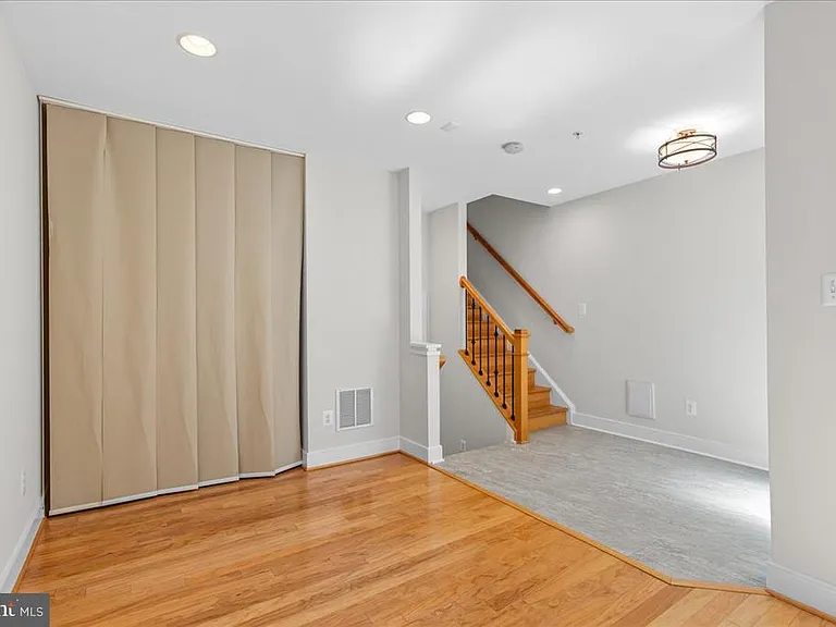 2916 Penny Ln — Photo 7