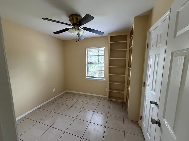 809 E Magnolia Dr — Photo 17