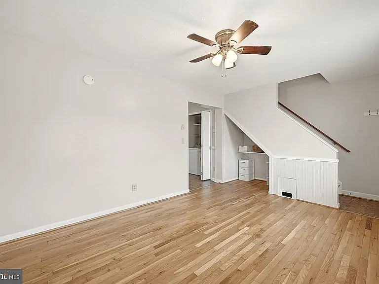 2 bed, 864 sqft, $1,590 — Photo 4
